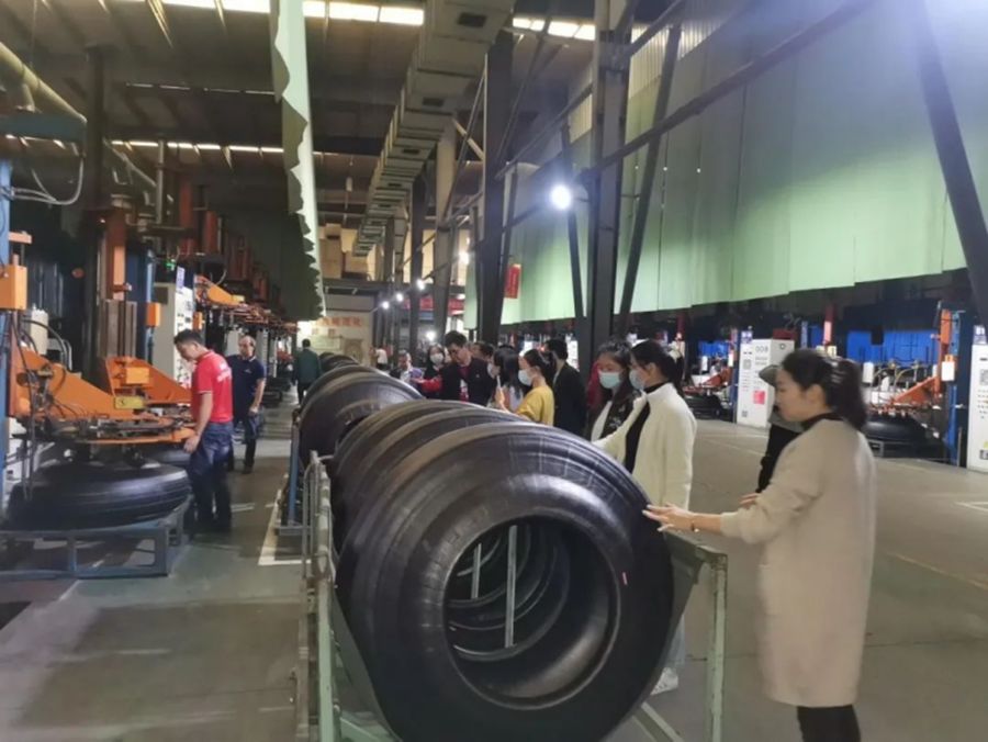 全市非公企业党组织书记来湖北奥莱斯股份有限公司现场旅行学习党建事情_Hubei Jintian Tyre Co., Ltd